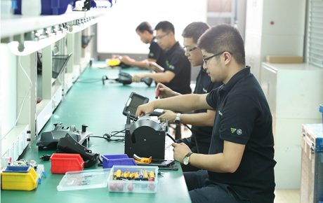 工業(yè)內(nèi)窺鏡維修場(chǎng)景圖 工業(yè)內(nèi)窺鏡維修場(chǎng)景圖